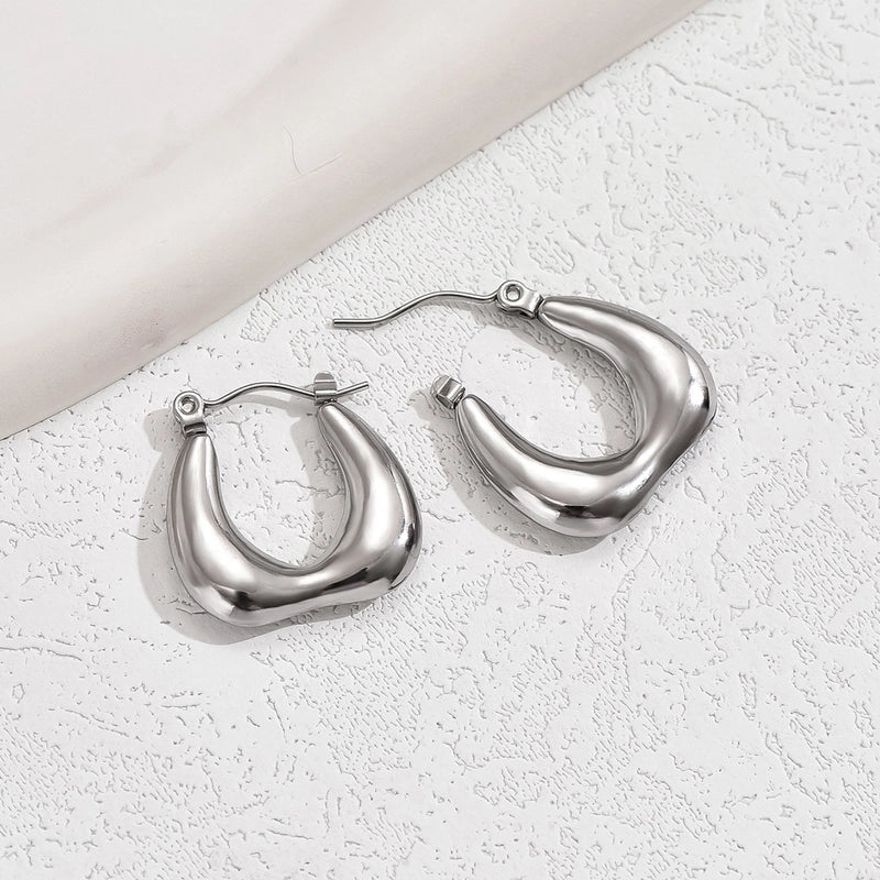 Chunky U-Shaped Hoops