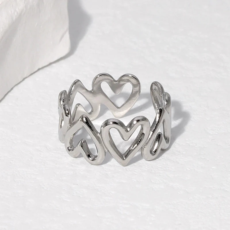 Endless Hearts Ring